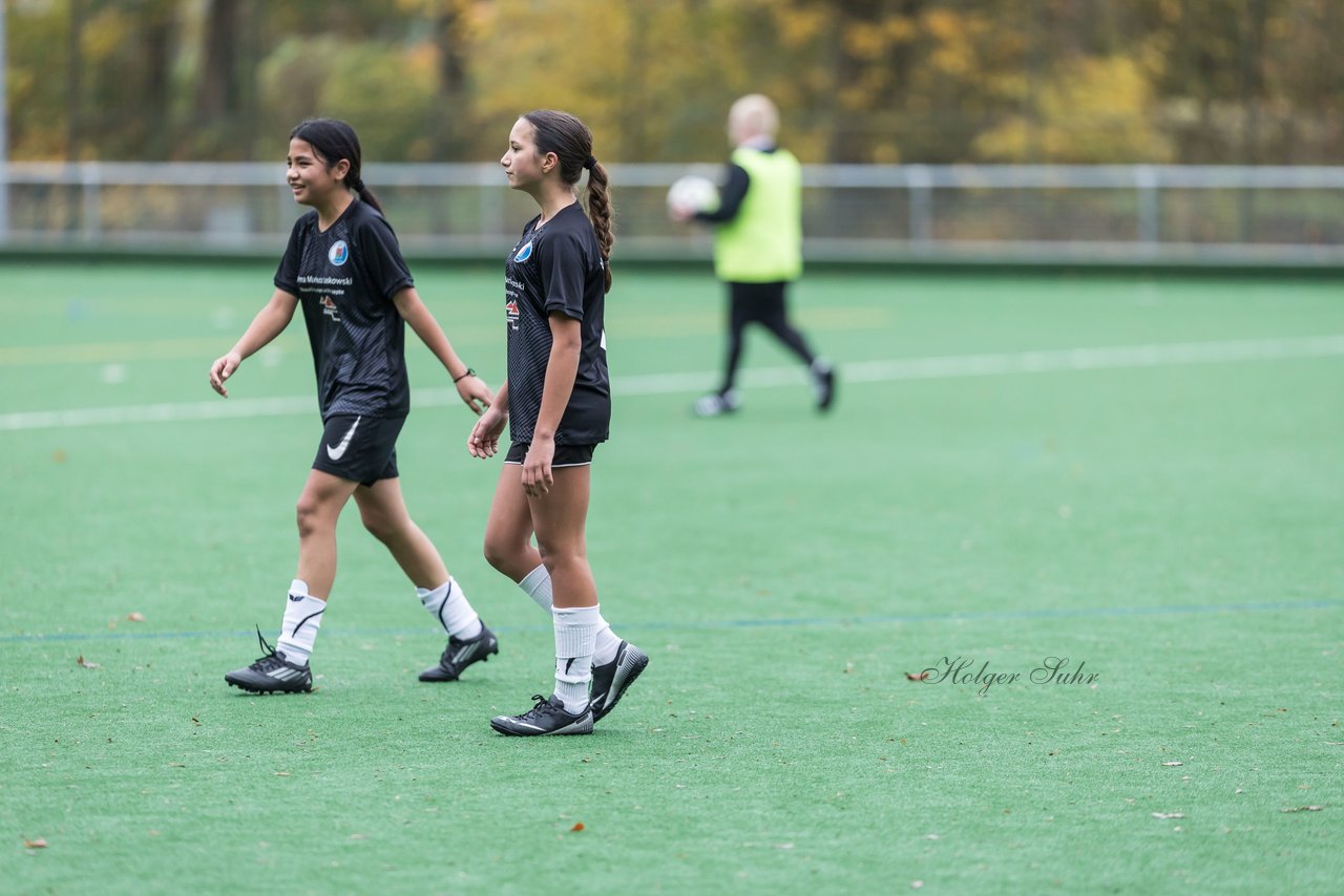 Bild 265 - wCJ VfL Pinneberg - Eimsbuettler TV : Ergebnis: 0:3